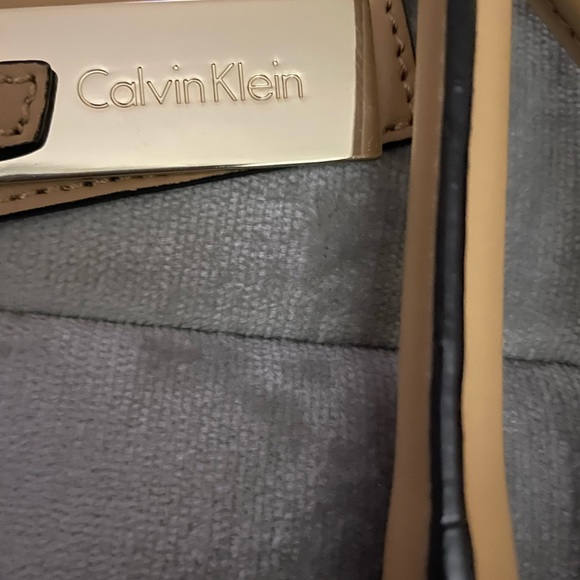 Calvin Klein classic brown tote - Picture 3 of 7